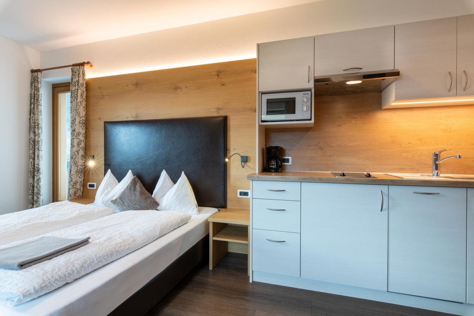 Garni Kostner Hotel Urtijëi Buitenkant foto