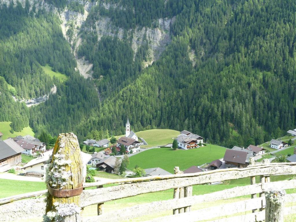 Garni Kostner Hotel Urtijëi Buitenkant foto